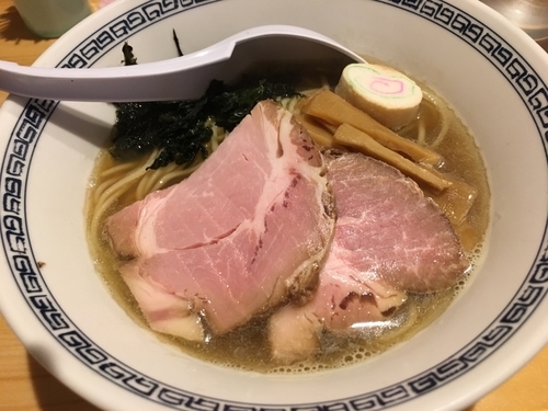 「にぼしそば」@麺屋 弥栄の写真