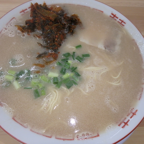 「たかなラーメン(750円)(たかな辛口)(バリカタ)」@博多元気一番！！ 春吉1丁目1-1店の写真