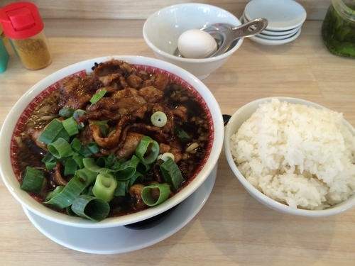 「肉汁麺レベル3+ライス」@肉汁麺ススム 秋葉原本店の写真