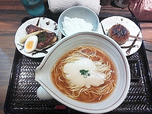 「御膳らーめん」@新宿御苑 らーめん桜花の写真