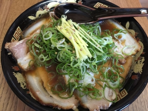 「豚バラしょうゆラーメン」@ラーメン ヌプチェの写真