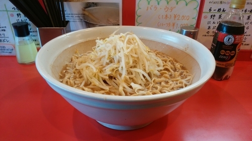 「ラーメン　大　700g 　～白いすり鉢～」@麺屋 桐龍の写真