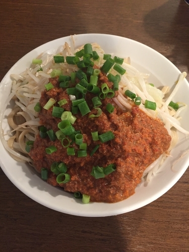 「坦々麺（スープなし） 900円」@凛 渋谷店の写真
