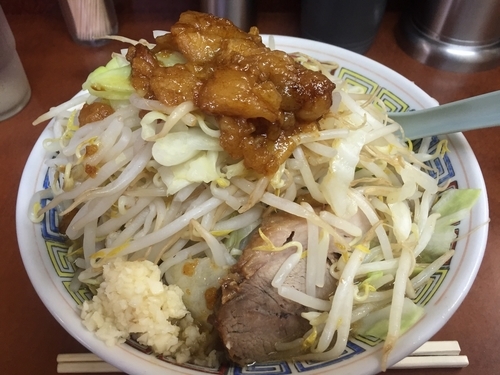 「ミニラーメン  カタメ ヤサイアブラマシニンニク少しマシ」@ラーメン二郎 めじろ台法政大学前店の写真