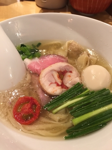 「特製塩そば」@饗 くろ㐂の写真