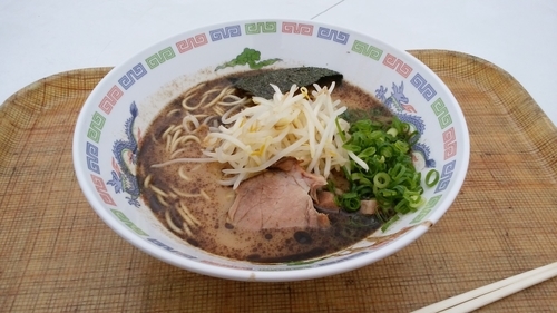 「らーめん」@なんつッ亭 大磯ロングビーチ店の写真