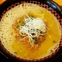 胡麻ラーメン　８４０円