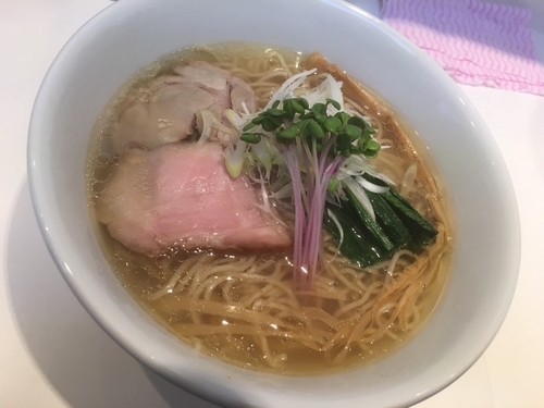 「鶏そば（塩）680円」@鶏そば朱雀の写真