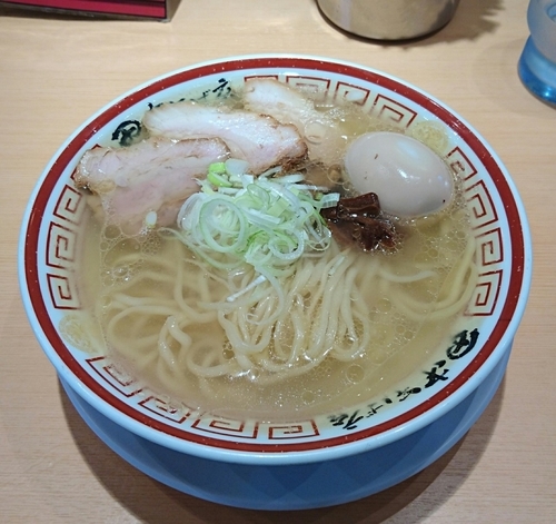 「中華そば + 味付玉子」@田中そば店の写真