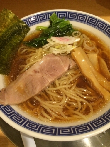 「中華そば」@舎鈴 新宿西口店の写真