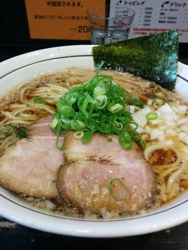 「煮干しラーメン」@中華そば しながわの写真