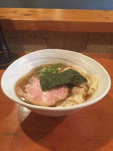 「ワンタン麺」@中華そば 榮じの写真