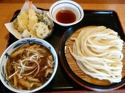 「つけ汁 天ぷら盛り定食(並盛・肉汁)961円」@久兵衛屋 高崎矢中店の写真