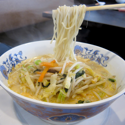 「国産野菜白湯拉麺 853円」@敦煌 山口下関店の写真
