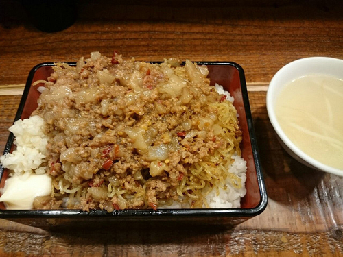 「カリカリ肉麺重」@立川マシマシの写真