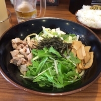 油そば 680円 税込743円