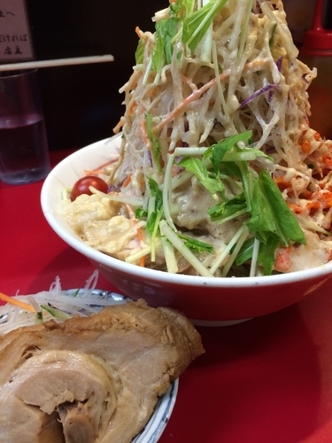 「冷やし中華（850円）豚2枚（180円）」@千里眼の写真