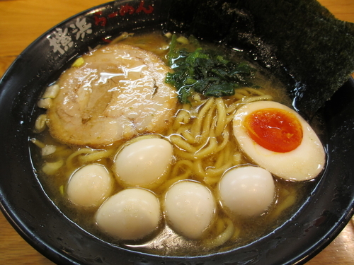 「らーめん￥６８０うずら￥５０」@壱八家 つきみ野店の写真