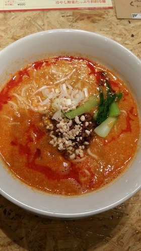 「ごまる担々麺」@担担麺 ごまる 銀座店の写真