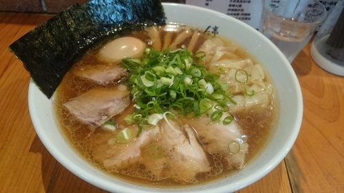 「醤油特らーめん(1100円)」@ShiNaChiKu亭の写真