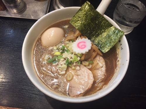 「中華ソバ 味玉」@江戸前煮干中華そば きみはん 五反田店の写真