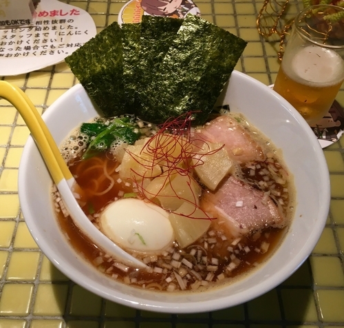 「しょうゆラーメン いっぱいん 920円」@パイナップルラーメン屋さん パパパパパインの写真