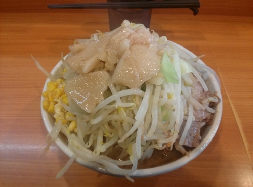 「プチ二郎  野菜ニンニクあぶら」@ラーメン二郎 八王子野猿街道店2の写真