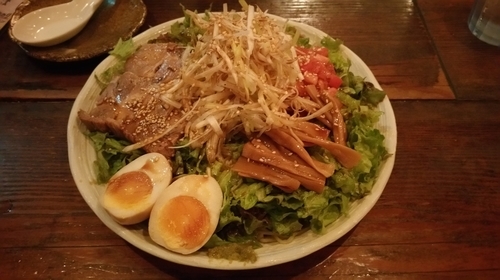 「冷やしぶっかけ(850円)+とくやのごはん(100円)」@らぅめん とくやの写真