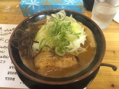 「味噌豚骨ラーメン 895円」@麺日和 千秋店の写真