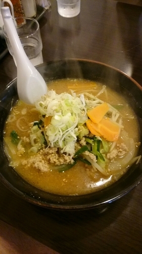 「みそらーめん  ７８０円」@手打ちらーめん はやぶさの写真