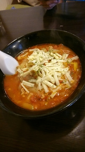 「トマトとオリーブのらーめん  ７８０円」@手打ちらーめん はやぶさの写真