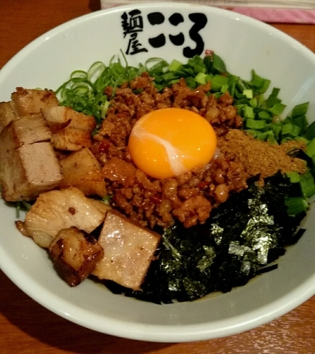 「肉入り 並」@麺屋こころ 六角橋店の写真