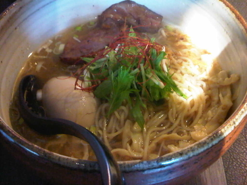 「味玉らぁめん塩」@麺屋宗 -sou- 高田馬場本店の写真