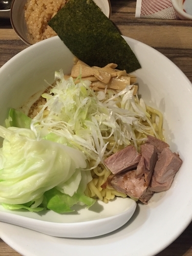 「油そば  700円」@つけめん油そば 五丁目煮干しの写真