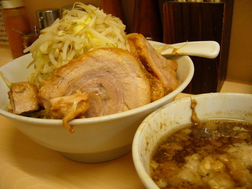 「豚骨魚介つけ麺 ＋ アブラ」@自家製ラーメン 大者の写真