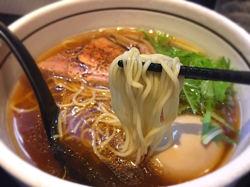 「味玉醤油らぁめん」@麺屋 焔の写真