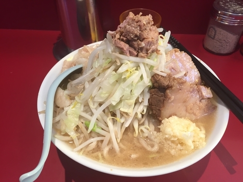 「小ラーメン+ニンニク+脂　700円」@ラーメン二郎 荻窪店の写真