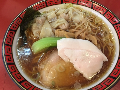 「ワンタン中華そば大盛」@中華そば 華丸の写真