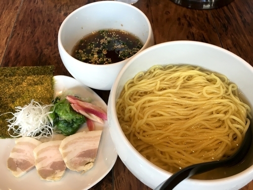 「夏季限定 冷たい貝出汁つけSOBA 900円」@noodle kitchen ミライゑの写真