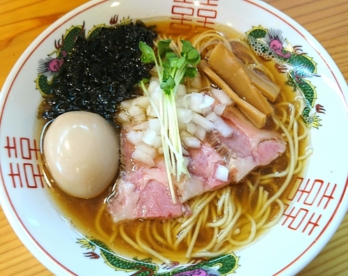 「煮干しそば 780円＋味玉」@中華蕎麦 みうらの写真