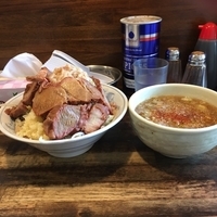 つけ麺 豚増し 野菜ちょい増し、ニンニク油