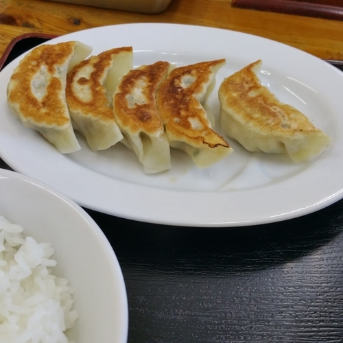 「餃子セット(ライス付き)970円」@らーめん 田舎家の写真