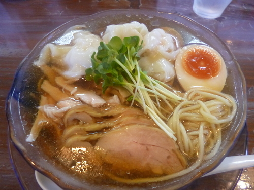 「冷やしワンタン麺」@らーめん 三福の写真