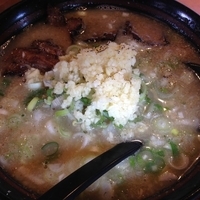 とんこつしょうゆラーメン　￥７３０