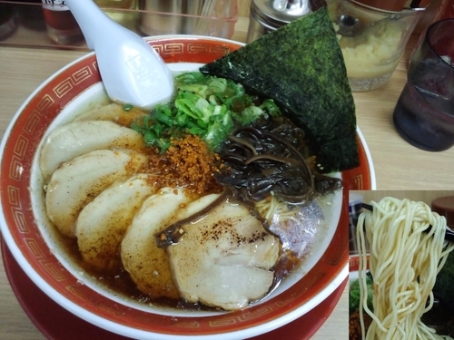 「黒チャーシューメン830円 ハリガネ」@はかた大将の写真