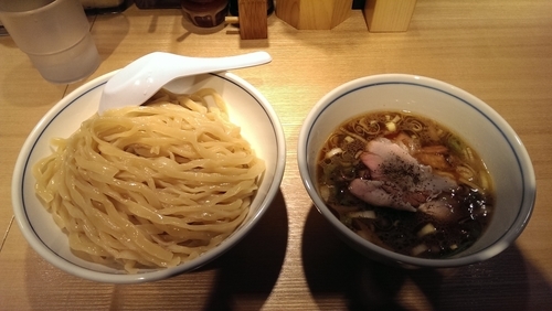 「醤油つけ麺、大盛」@バラそば屋 町田店の写真