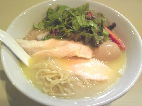 「味玉ベジ鶏そば￥820」@らーめん コッコの写真