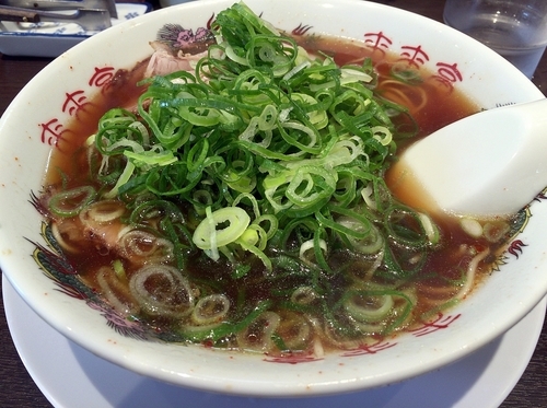 「ラーメンネギ多め背脂抜き（６７０円）」@来来亭 鴻巣店の写真