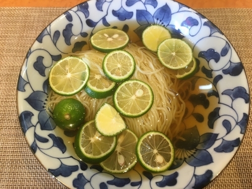 「酢橘の冷しそば、しらす丼セット1000円（限定）」@柴崎亭の写真