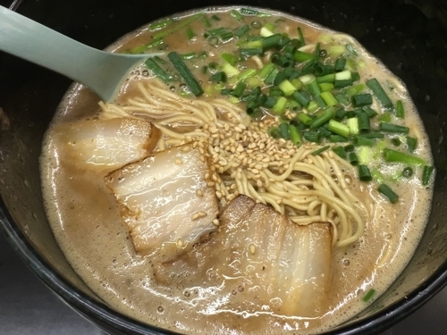 「努豚骨＋雑炊」@本格博多豚骨ラーメン豚野郎の写真